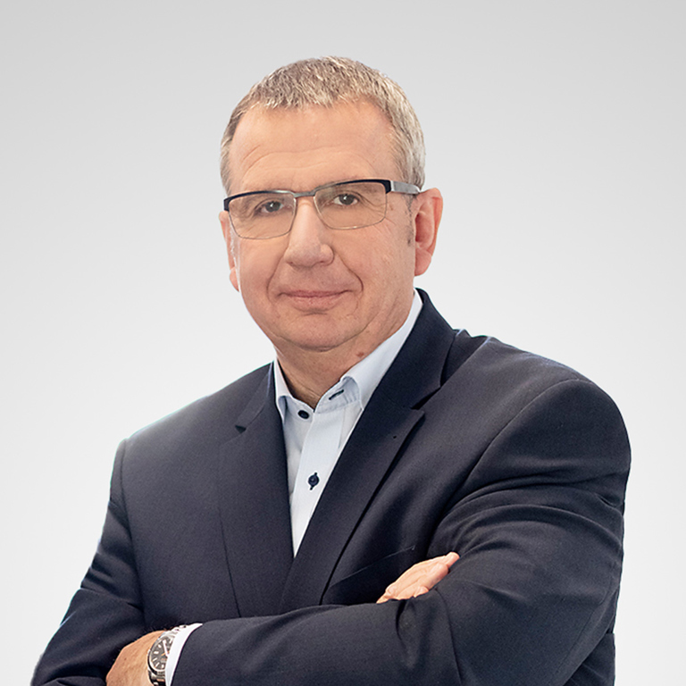 Andreas Richter, Chief Financial Officer